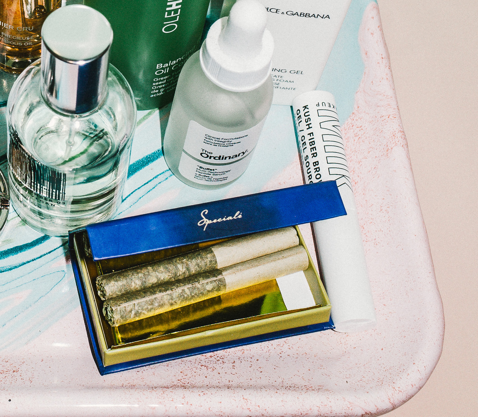 Do You Know the Difference Between Hemp Oil and CBD?